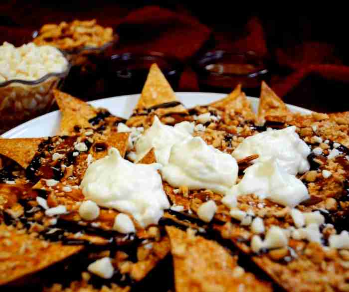 Azteca sundae nacho pie